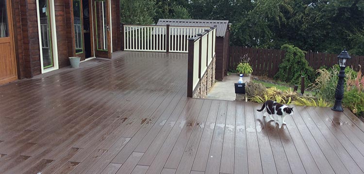 teranna ever shield walnut composite decking that looks and feels like natural wood installed on the terrace