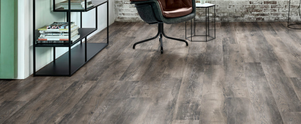 Advantages of LayRed Floor in Comparison to Vinyl and Laminate