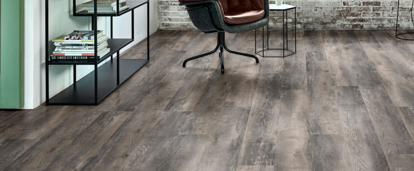 Advantages of LayRed Floor in Comparison to Vinyl and Laminate